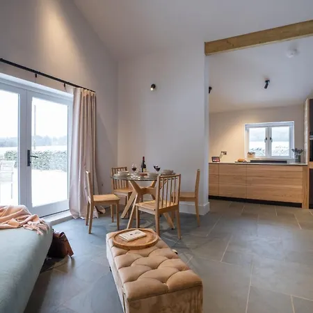 The Coach House - Lyth Valley By Letmestay Κένταλ