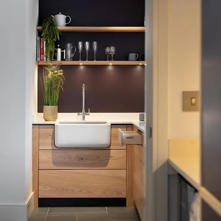 The Coach House - Lyth Valley By Letmestay